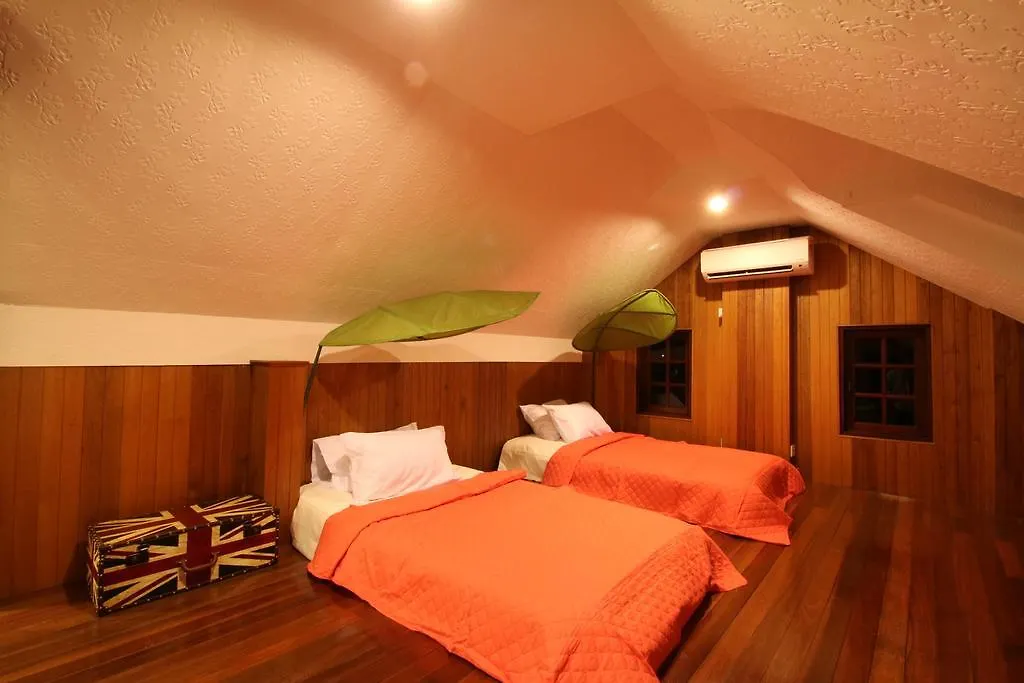 The Pines Cottage Malacca 0*,  Malaisie